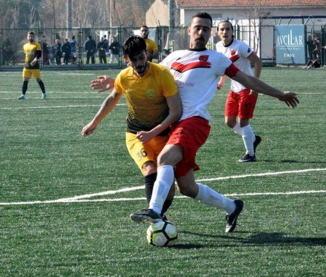 İzmir Süper Amatör Lig: Çamdibi Altınok: - Aliağaspor: 4