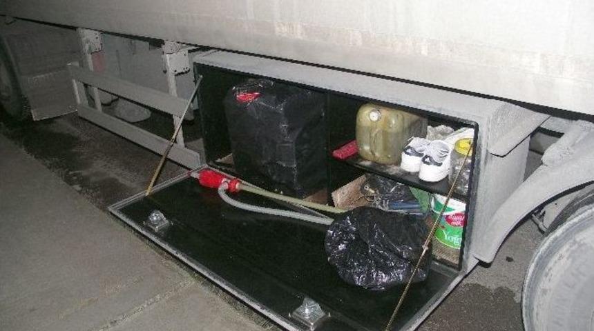 Karacabey’de Kaçak Sigara Operasyonu