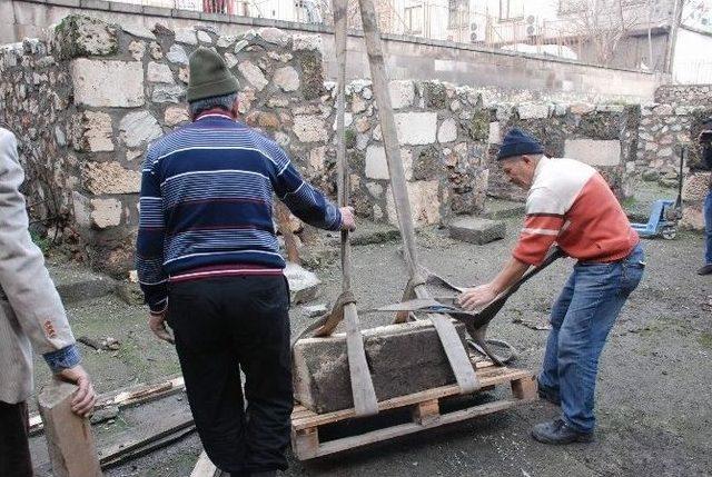 Tarihi Trakt&ouml;rle Taşıdılar 2