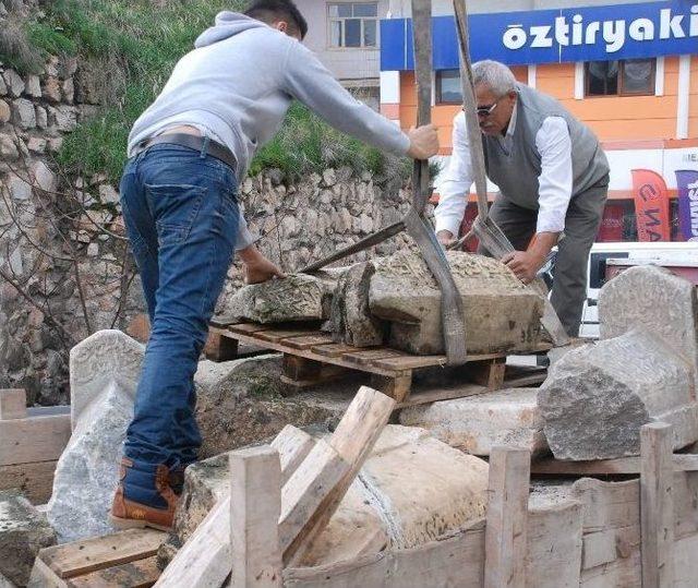 Tarihi Trakt&ouml;rle Taşıdılar 3