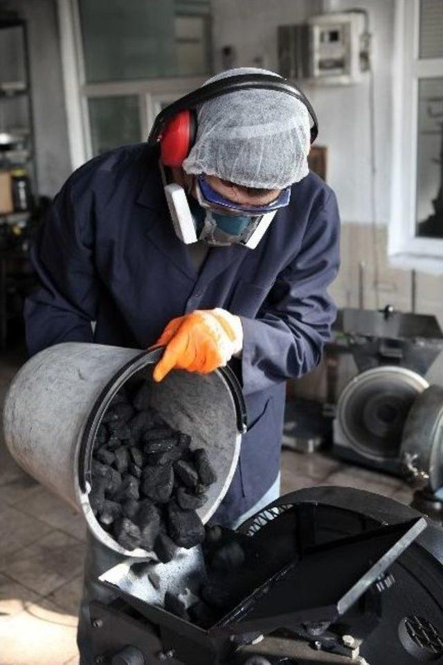 Büyükşehir Belediyesi Kaçak Kömüre Geçit Vermiyor 2