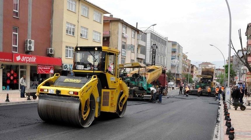 Büyükşehir’den, Kartepe’de Yollarına Neşter