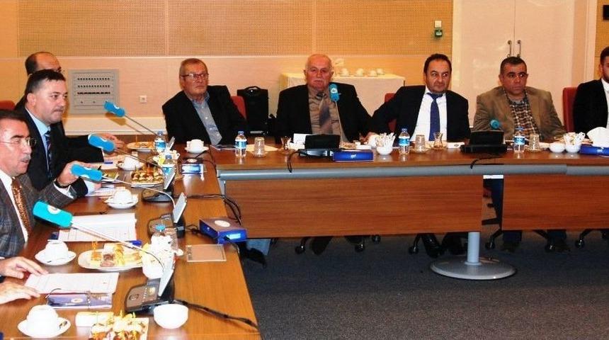 Orman İşletmeleri Ahşap Palet&ccedil;iler İ&ccedil;in Uygun &Ouml;l&ccedil;&uuml;de &Uuml;retime Başladı