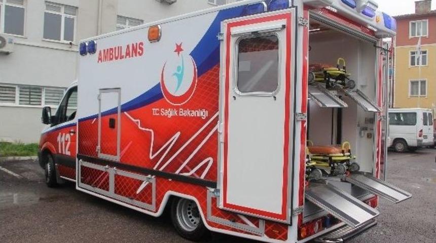 Karab&uuml;k&rsquo;e 450 Bin Tl&rsquo;lik &Ccedil;oklu Acil Yardım Ambulansı
