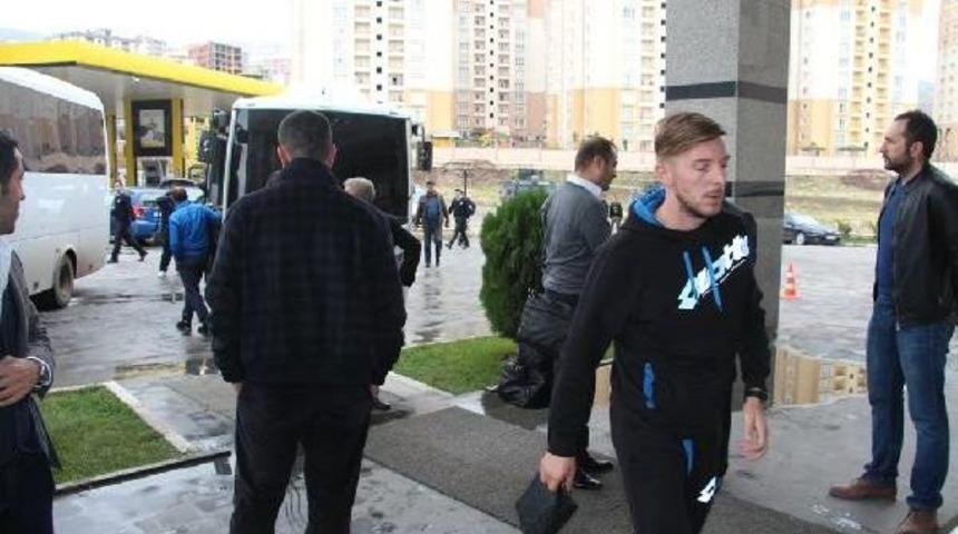 Gen&ccedil;lerbirliği Kafilesi Şirnak'ta