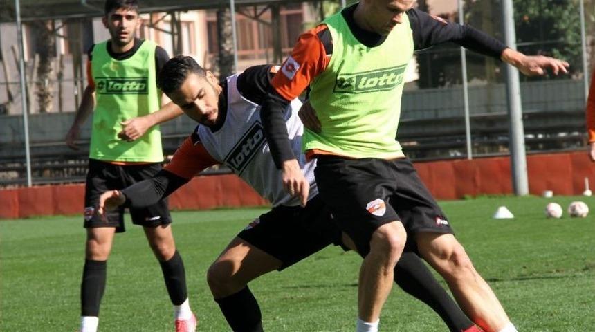Adanaspor&rsquo;da &Uuml;mraniyespor Mesaisi Başladı