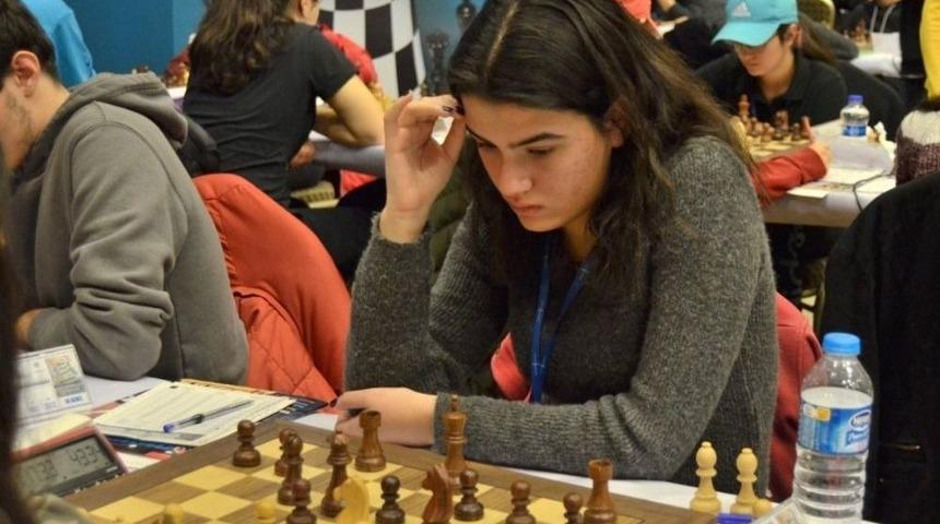 Gen&ccedil; Satran&ccedil;&ccedil;ılar Milli Takımda