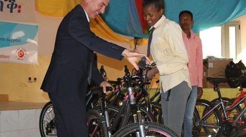 Tika Eritre&rsquo;de Eğitime Destek Verdi