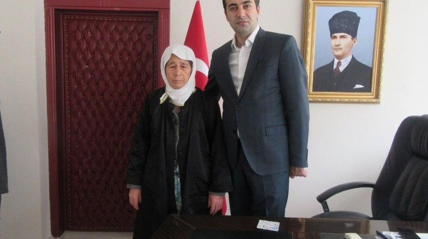 Emine Nineden Afrin&rsquo;deki Mehmet&ccedil;iklere Har&ccedil;lık