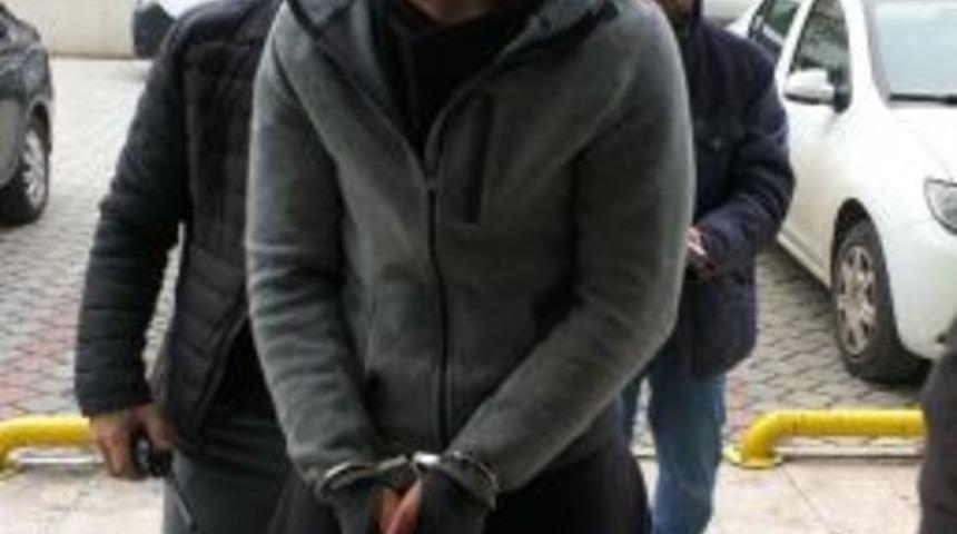 Samsun&rsquo;da Bir Kişiyi Bı&ccedil;aklayan Gen&ccedil; Yakalandı