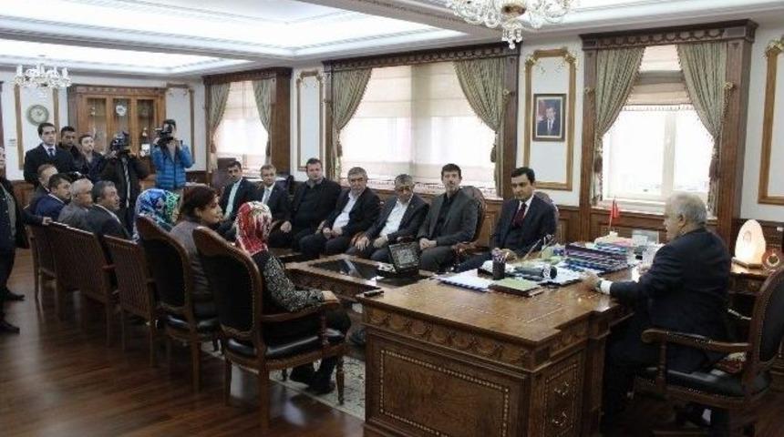 Bedlediye Meclis &Uuml;yeleri Vali Şent&uuml;rk&rsquo;&uuml; Ziyaret Etti