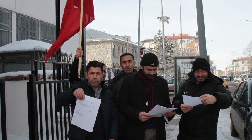 Askere Gitmek İ&ccedil;in Dilek&ccedil;e Verdiler