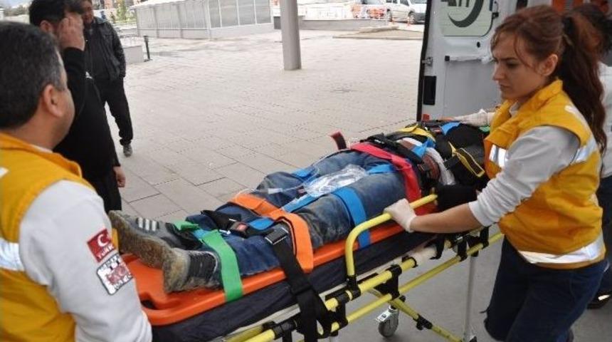 Karacasu&rsquo;da Trafik Kazası; 3 Yaralı