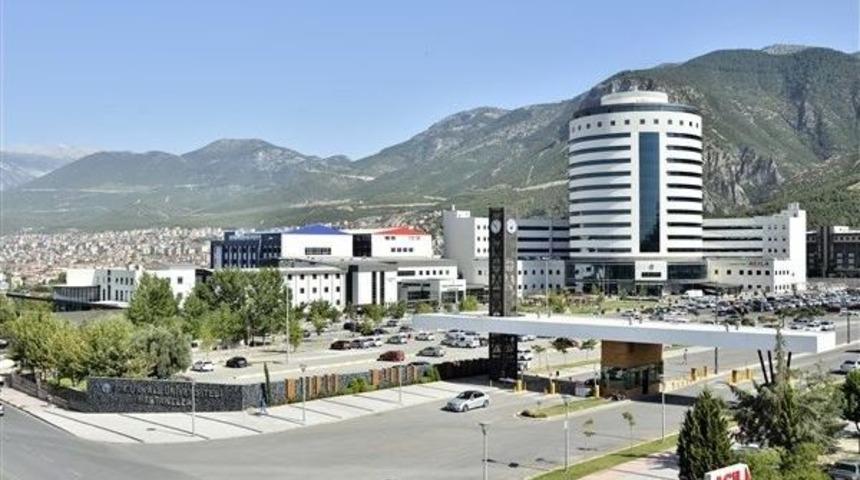 Pamukkale &Uuml;niversitesi Hastaneleri&rsquo;nde Yeşil Kartlı Hastalara M&uuml;jde