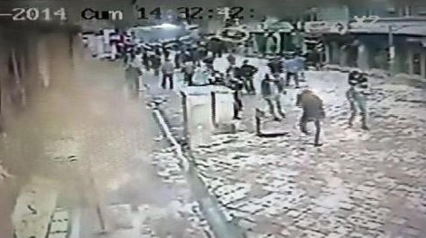 Doğubayazit'ta 2 Kişinin Yaralandiği Patlama G&uuml;venlik Kamerasinda