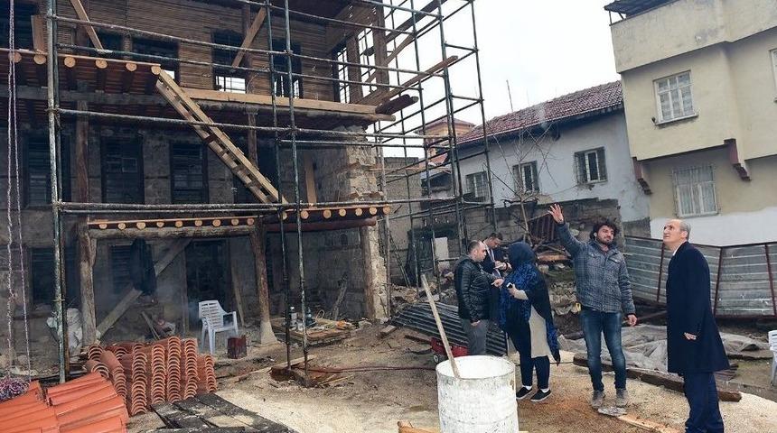 &Uuml;d&uuml;rg&uuml;c&uuml; Konağı Restore Ediliyor