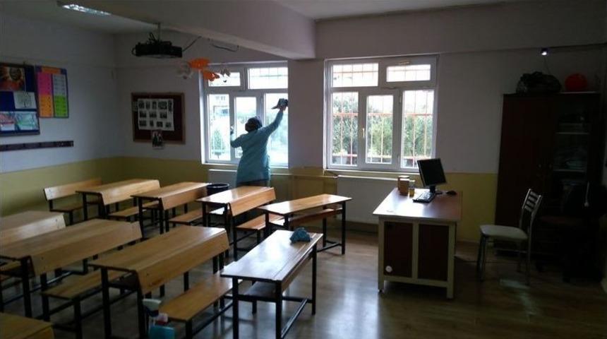 Edremit&rsquo;te Okullarda S&ouml;mestr Bakımı