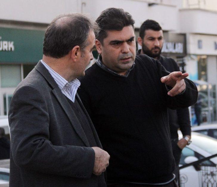 Kamyonetin Camını Kırıp 35 Bin Euro Çaldılar G4