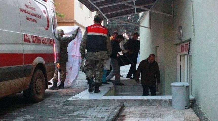 Şehit Askerlerin Cenazeleri Morga Getirildi