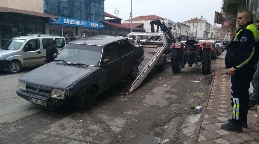 Alkoll&uuml; Gen&ccedil;ler Polisten Ka&ccedil;amadı