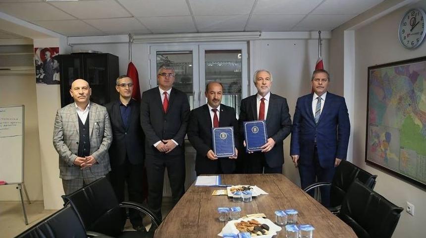 K&uuml;tahya&rsquo;da &rsquo;yangın G&uuml;venliği&rsquo; Protokol&uuml;