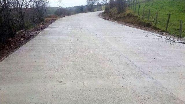 Kandıra’da Üç Köye Beton Yol