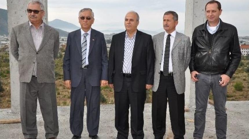 Fethiye İşletme Fak&uuml;ltesi, Fethiyelilerin Katkılarıyla Y&uuml;kseliyor