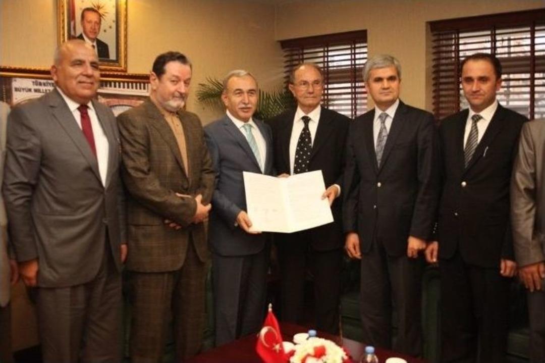 Hayırsever İş Adamı Anadolu İmam Hatip Lisesi Yaptırıyor