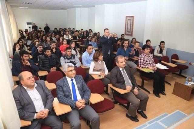 Milas’ta İş Arama Becerileri Semineri Verildi