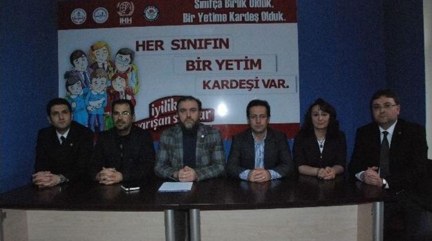 Eğitim Bir Sen&rsquo;den D&uuml;nya İnsan Hakları G&uuml;n&uuml; A&ccedil;ıklaması