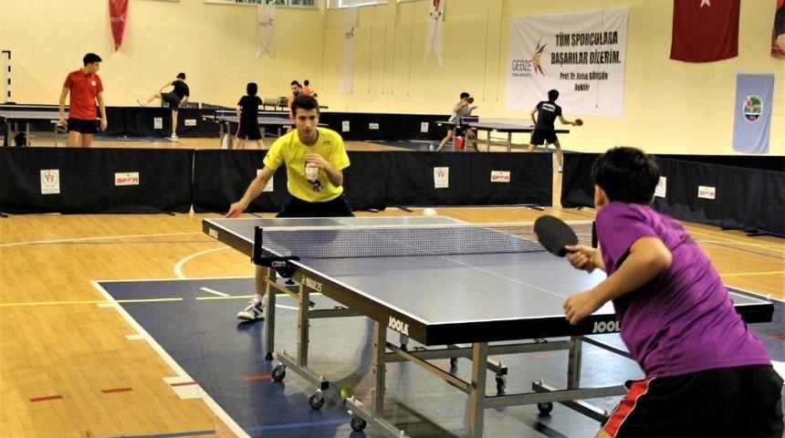 Milliler, Gt&uuml;&rsquo; De M&uuml;sabakalara Hazırlandı