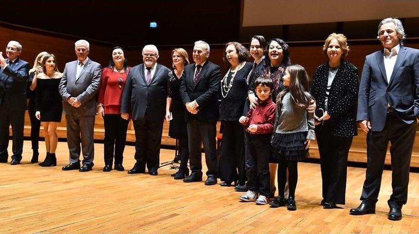 95 Yıllık H&uuml;z&uuml;n