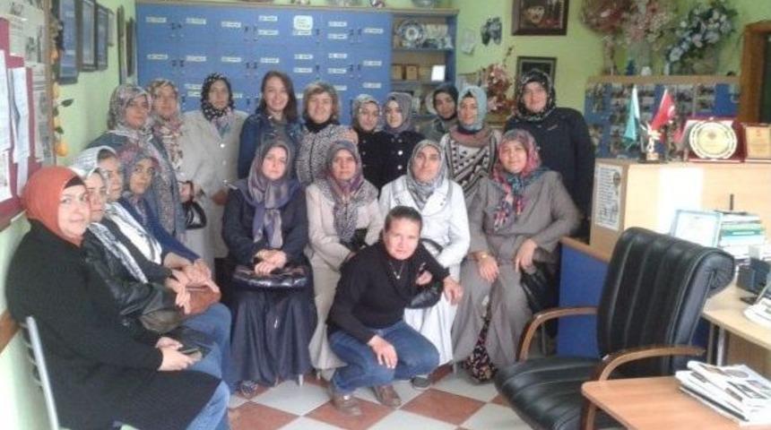 Osmaneli&rsquo;de &Ouml;rt&uuml; Altı Sebze Yetiştiriciliği Kursunun İkincisi D&uuml;zenlendi