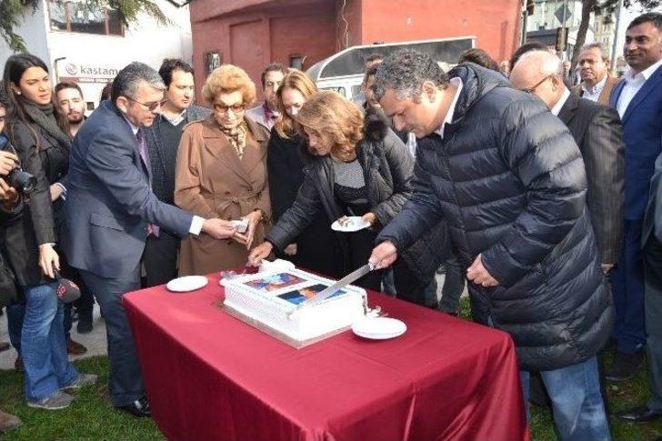 Usta Gazeteci Birand’a Anlamlı 74. Yaş Günü Hediyesi G3