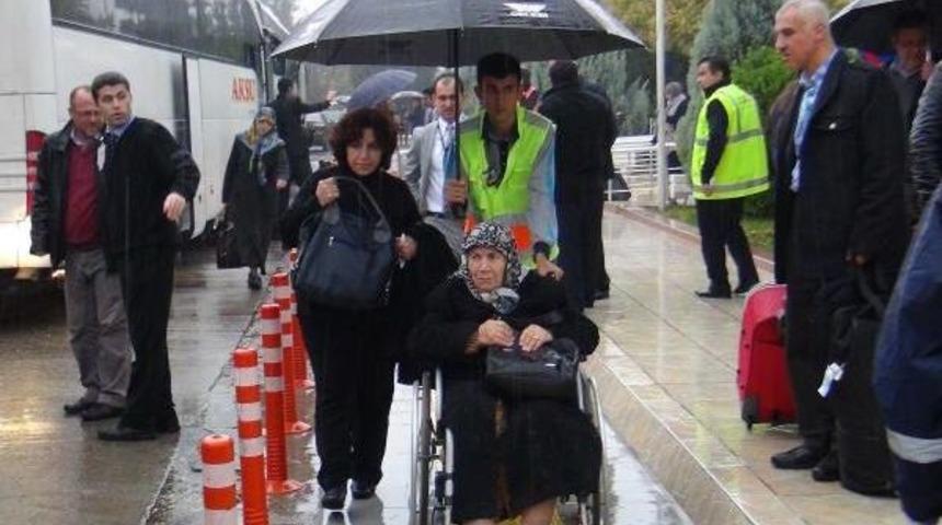 Kahramanmaraş&rsquo;Ta U&ccedil;aklara Sis Ve Yağış Engeli