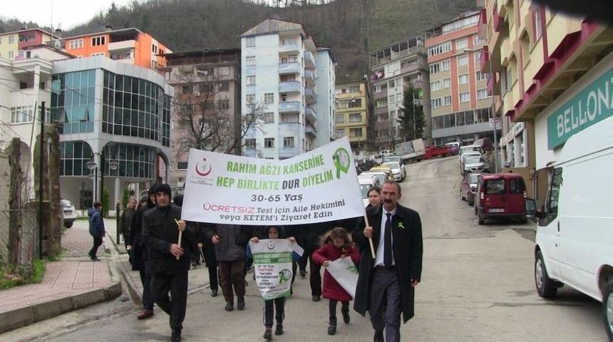 Artvin’de Kansere Karşı Yürüyüş Düzenlendi