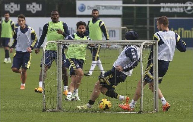 Fenerbahçe, Sivasspor Maçı Hazırlıklarını Sürdürüyor