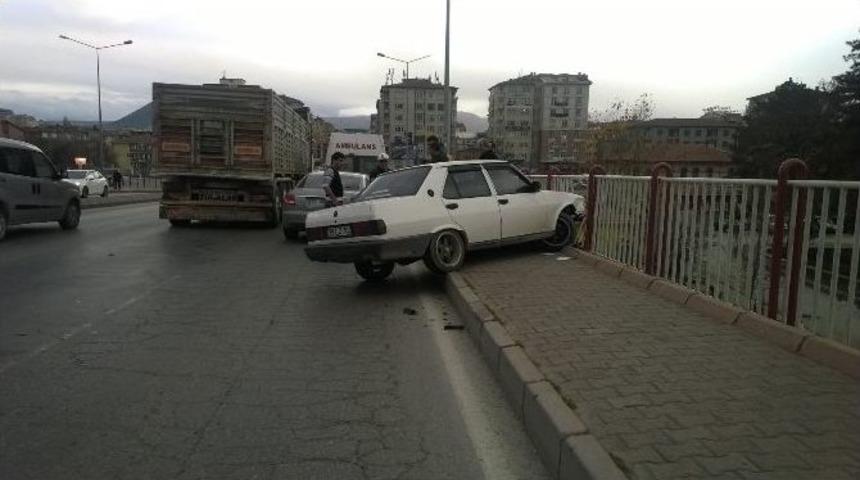 K&ouml;pr&uuml;den D&uuml;şmekten Bariyerler Kurtardı
