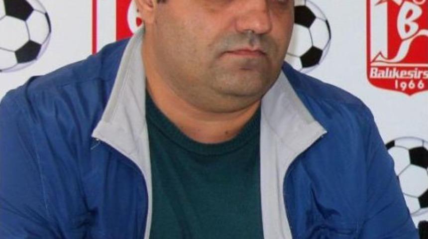 Balıkesirspor'da Akt&uuml;rk'le Meng&uuml;&ccedil; Kapıştı