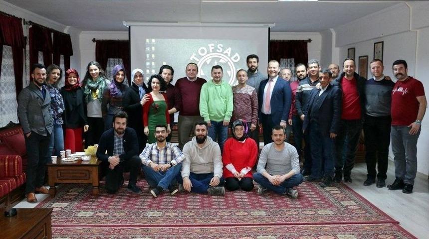 700 &Ouml;d&uuml;ll&uuml; Fotoğraf&ccedil;ı Tokatlı Sanat&ccedil;ılarla Buluştu