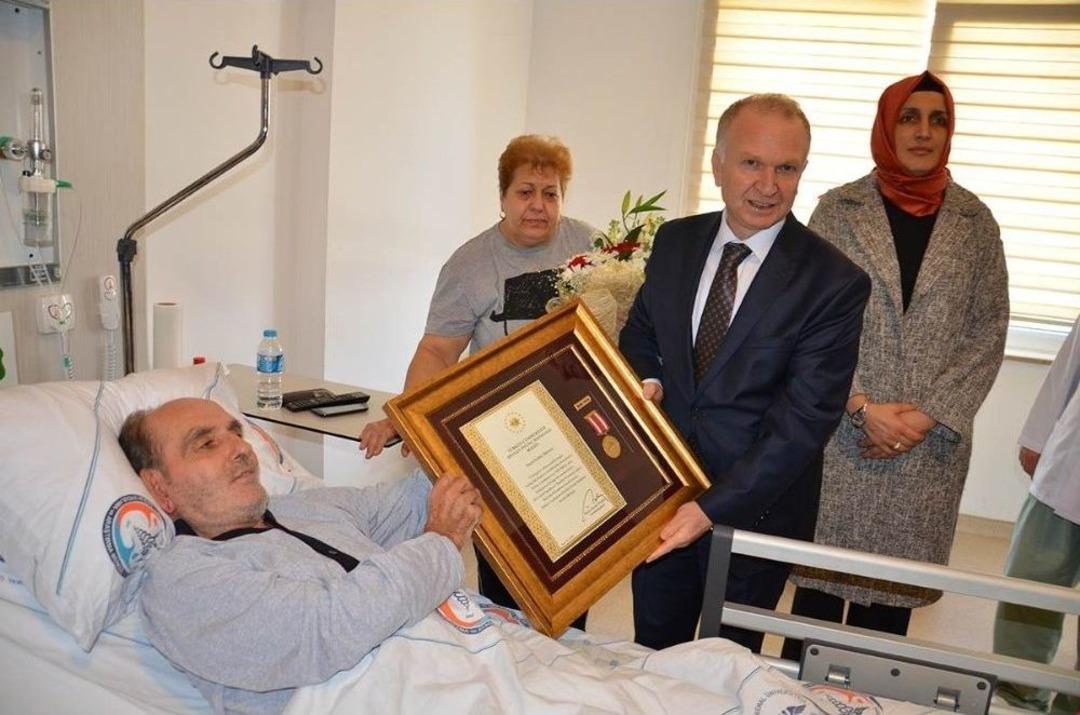 Tekirdağ&rsquo;da 6 Şehit Yakını Ve 1 Gaziye &Ouml;v&uuml;n&ccedil; Madalyası