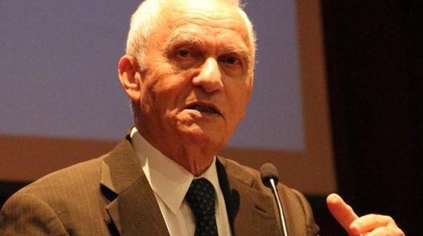 Dışişleri Eski Bakanı Yakış: T&uuml;rkiye Mısır'la Boy &Ouml;l&ccedil;&uuml;şemez