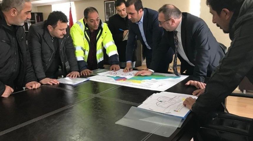 Belediye Başkanı Bedirhanoğlu; Firma Yetkilileri İle Bir Araya Geldi