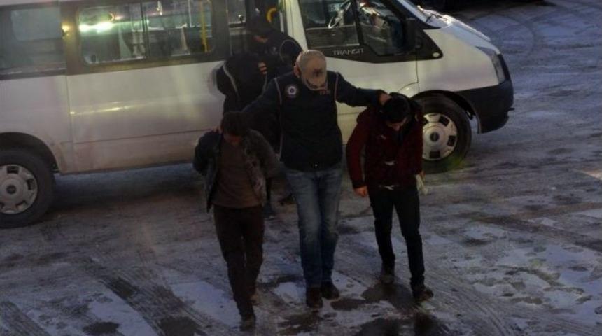 Van&rsquo;da Ter&ouml;r Operasyonu: 9 G&ouml;zaltı