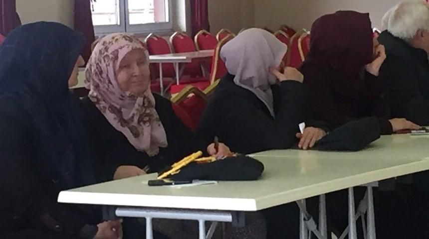 Başkan &Uuml;z&uuml;lmez Ve Bakımı Yapılan Yaşlılar Umre&rsquo;ye Gidiyor