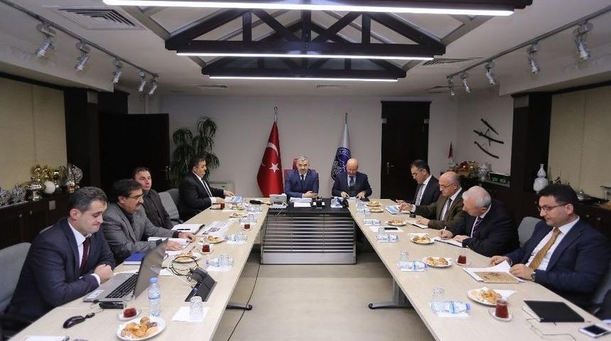 Başkan &Ccedil;elik Yatırım Toplantılarına Devam Ediyor