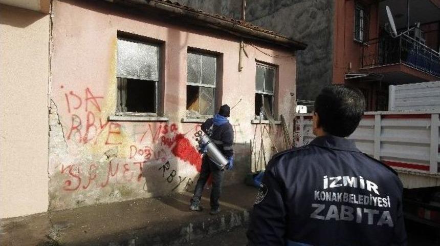 Konak&rsquo;ta Terk Edilmiş &rsquo;&rsquo;&ccedil;&ouml;pl&uuml;k Evler&rsquo;&rsquo; Boşaltıldı