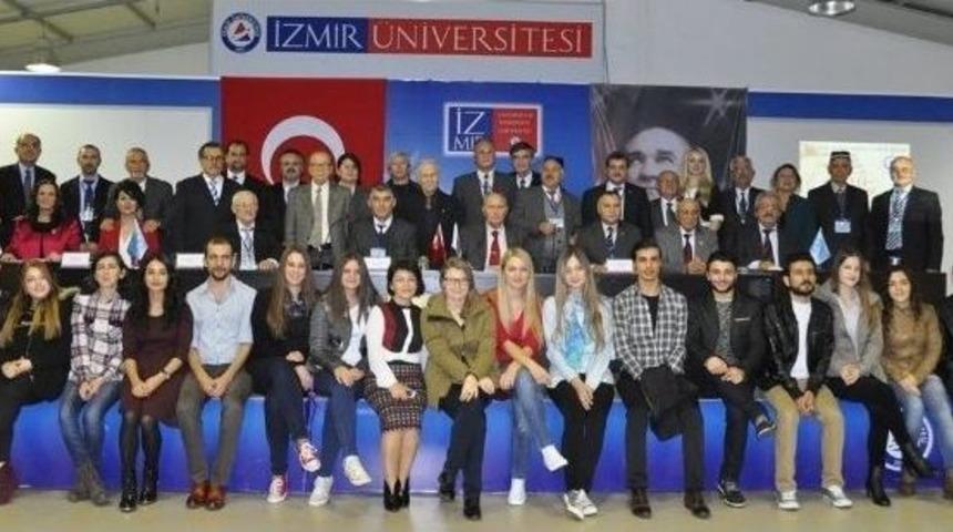 35.kıbatek Uluslararası Edebiyat Ş&ouml;leni İzmir &Uuml;niversitesi&rsquo;nde Yapıldı