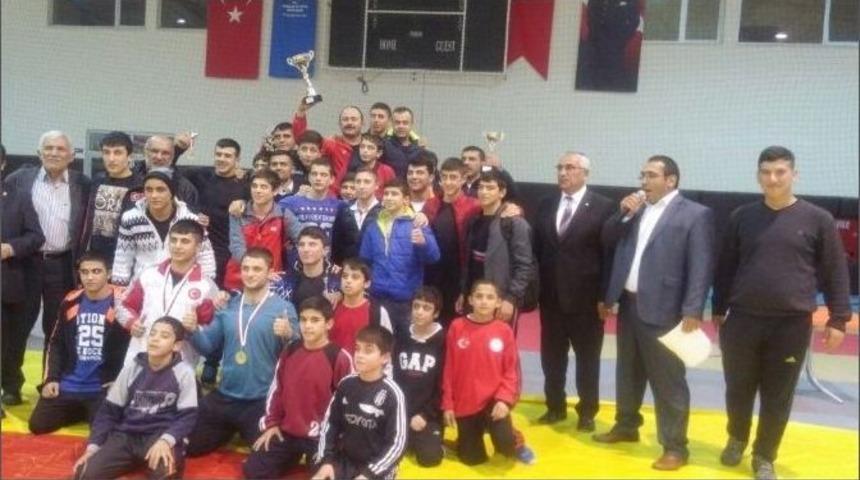 Akdeniz B&ouml;lgesi G&uuml;reş Turnuvası