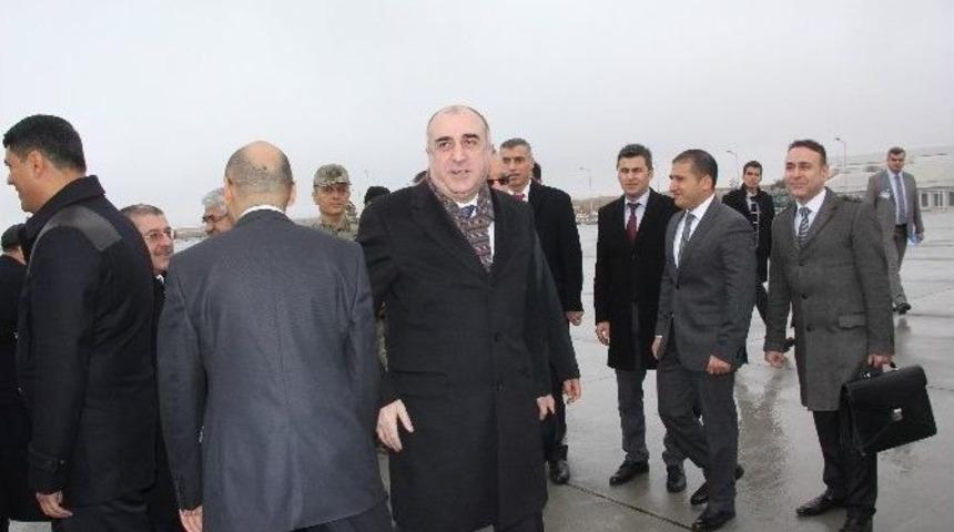 T&uuml;rk, Azeri Ve G&uuml;rc&uuml; Dışişleri Bakanları Kars&rsquo;a Geldi